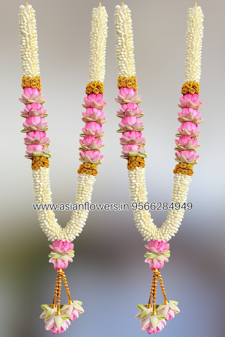 Jasmine with lotus, gold Garland (162)