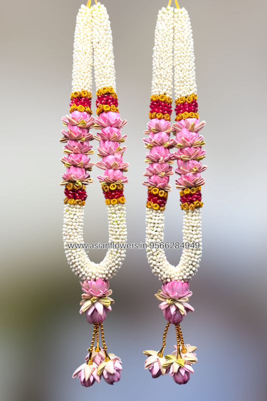 Pinwheel with louts garland (68)