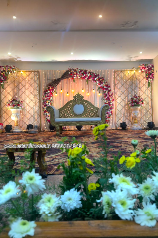 Wedding reception decoration (110)
