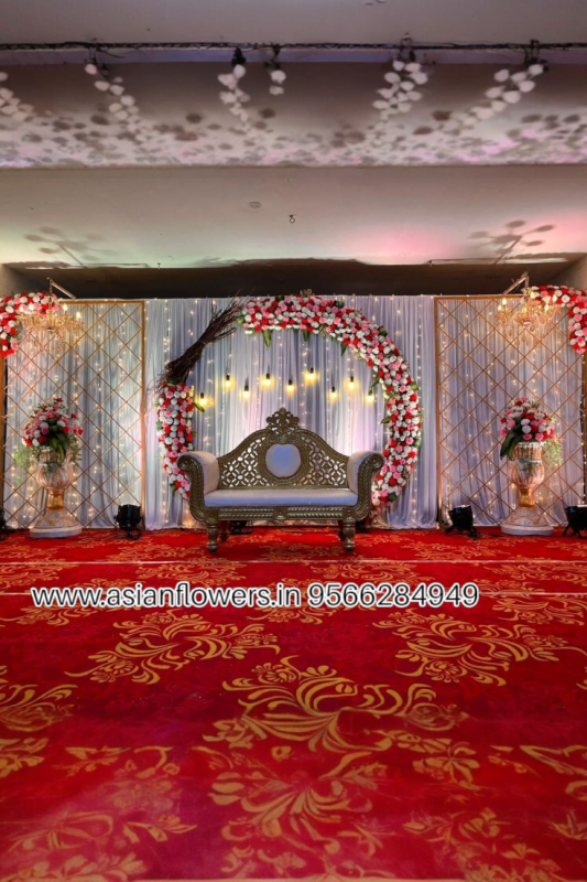 Wedding reception decoration (111)