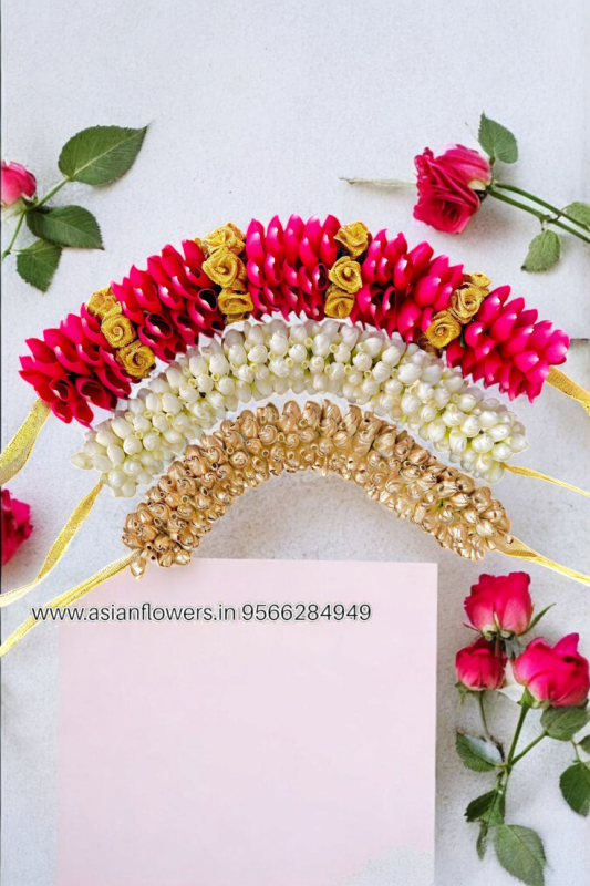 Red, gold, white, braids/veni (207)