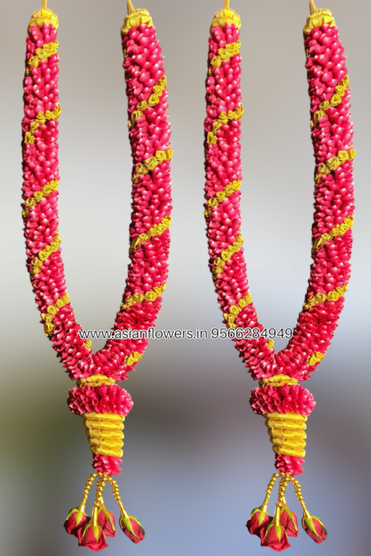 Red petals gold roling Garland (210)