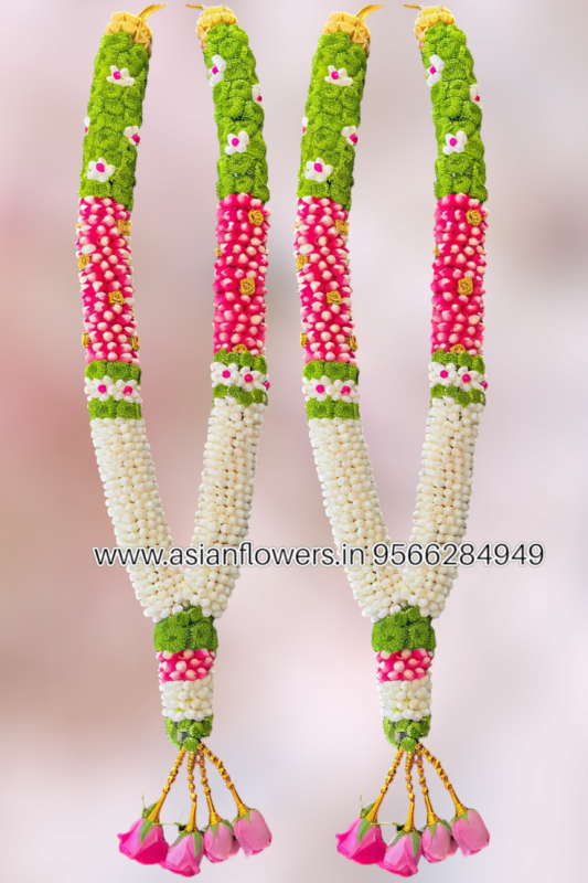 Pinwheel with green krisantham Garland (220)
