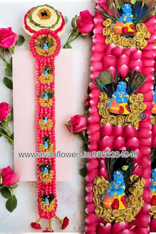 Red petals with Krishna braids/jadai (242)