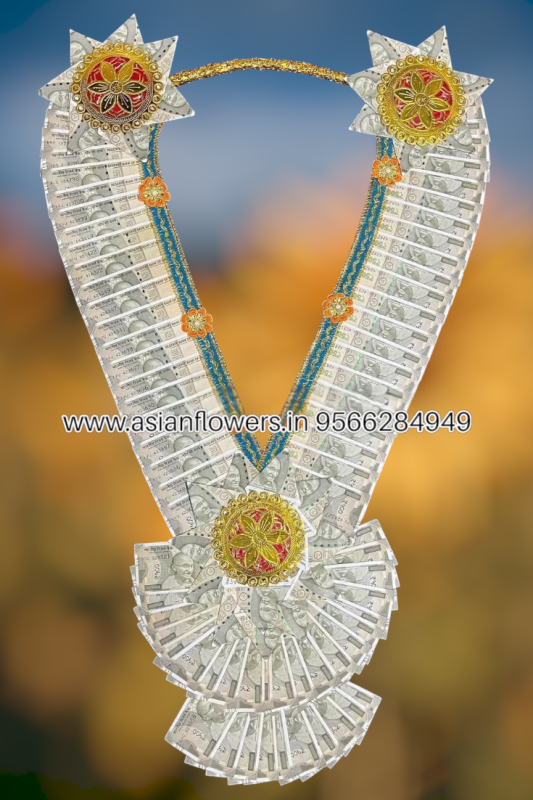 500 rupees ,currency garland (243)