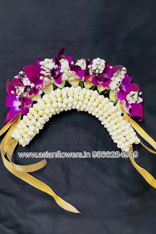 Orchid with pinwheel braids/veni (254)