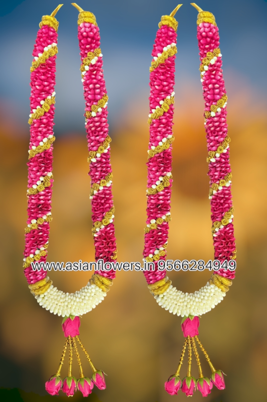 Dark pink petals with gold rolling Garland (257)
